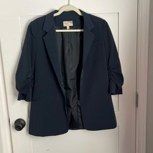 Navy mid sleeve blazer